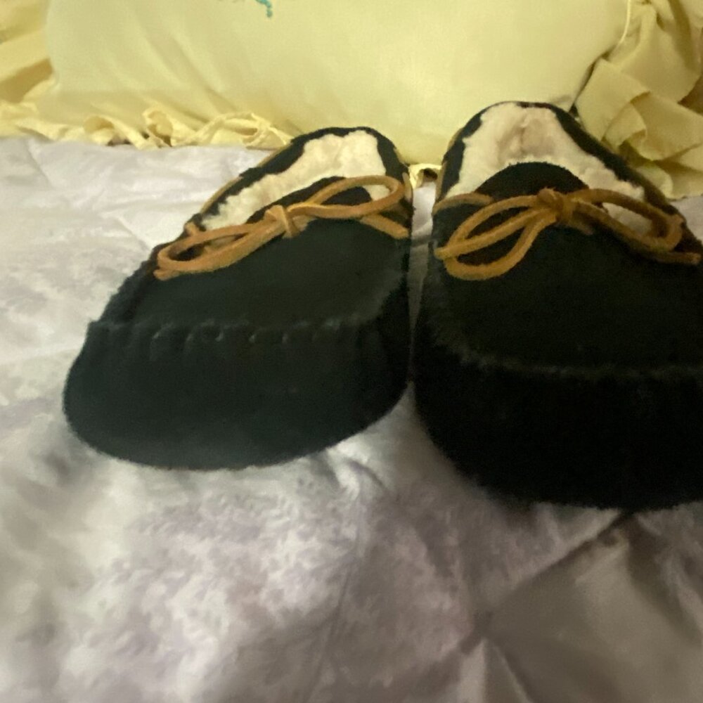 UGG  Size 9 Olsen Slippers  Suede House Shoe Moccasins - Picture 8 of 14